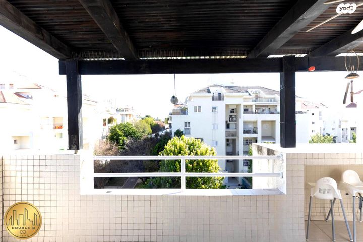 דופלקס, שועלי שמשון, ראשונים, כפר סבא