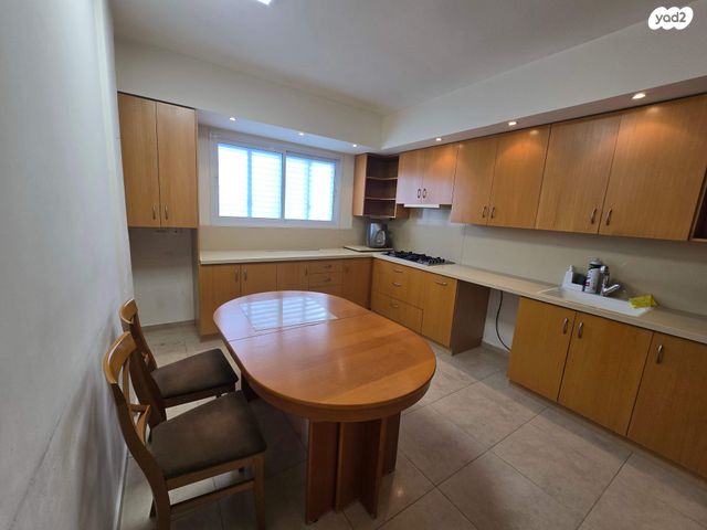 דירה, הנביאים, הרצליה הירוקה, נווה עובד, הרצליה