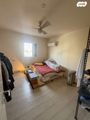 דירה, שמעון בן צבי, שטח 9, גבעתיים