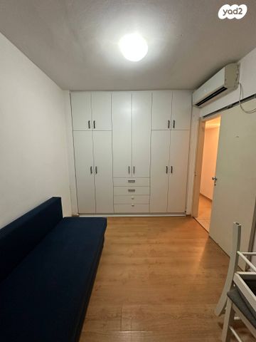 דירה, הגדוד העברי, קרית ויצמן, רעננה