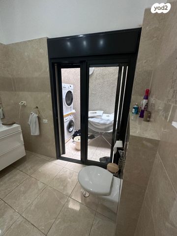 דו משפחתי, דב ממזריץ', צהלון, שיכוני חסכון, תל אביב יפו