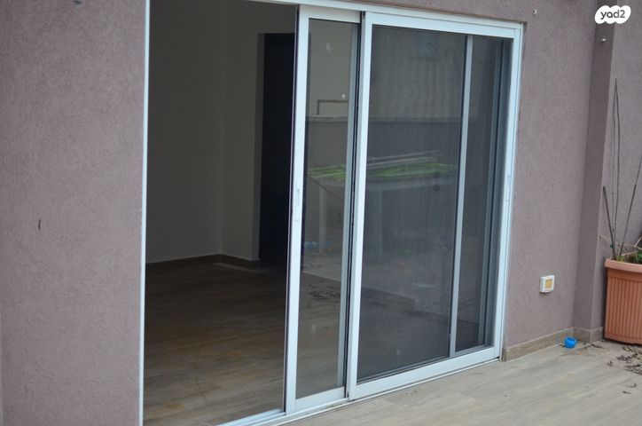 דופלקס, פתח תקווה