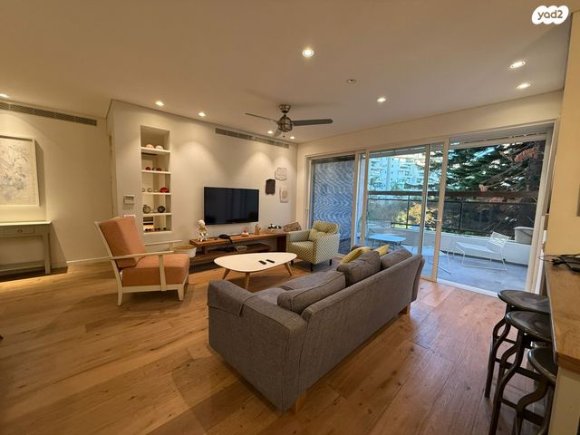 דירה, הגוש הגדול, רמת אביב החדשה, נופי ים, תל אביב יפו