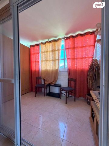 דירה, שדרות דגניה 25, קרית חיים מערבית, חיפה