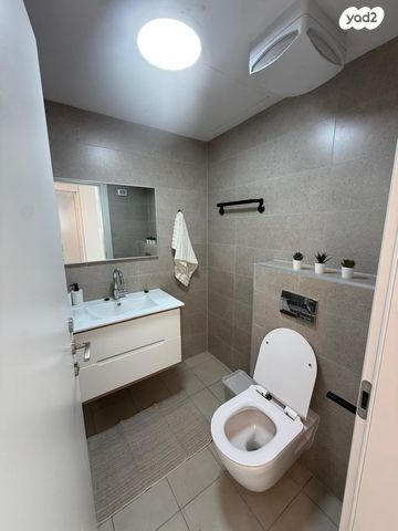 דירה, שדרות ירושלים 129, תל אביב יפו