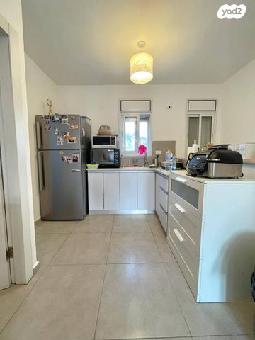 דירה, כנען 2, ביאליק דרום, קרית ביאליק