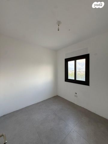 דירה, משגב עם 4, קרית שלום, תל אביב יפו