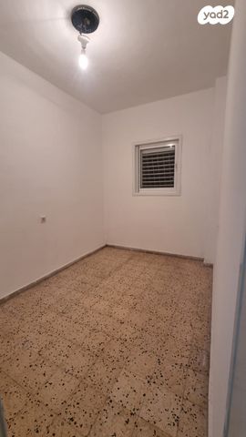 דירה, הקונגרס, רסקו א', חולון