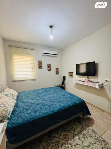 דירה, הרב הרצוג 49, שכונה י"א, באר שבע