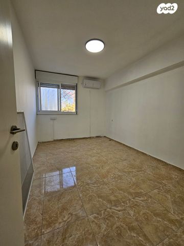 דירה, קרן קיימת לישראל, ביאליק דרום, קרית ביאליק