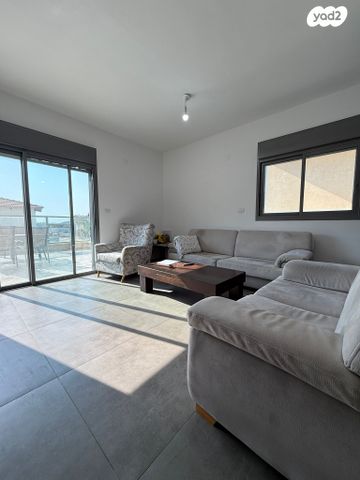 חורשת האקליפטוס 