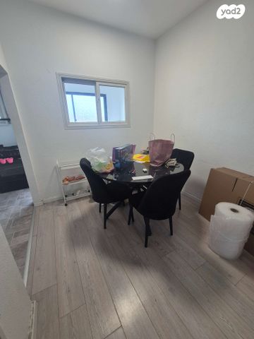 דירה, שדרות וייצמן 7, מוצקין הותיקה, קרית מוצקין