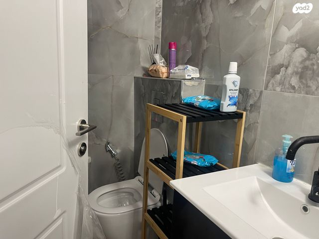 בית פרטי/ קוטג', האדמו"ר מרוז'ין, הר נוף, ירושלים