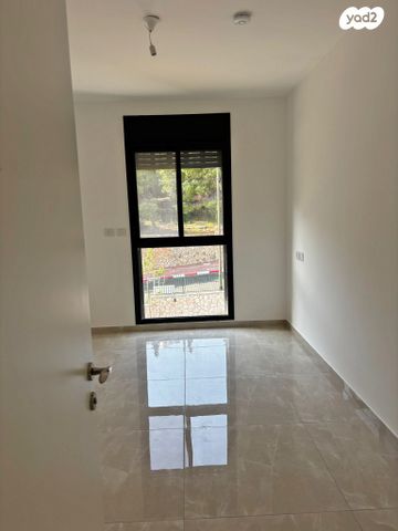 דירה, תל חנן, נשר