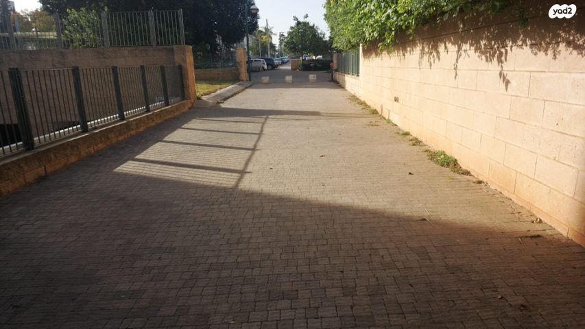 דירה, כפר סבא