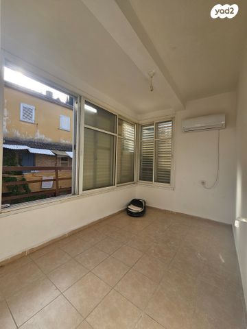 דירה, קרית אתא