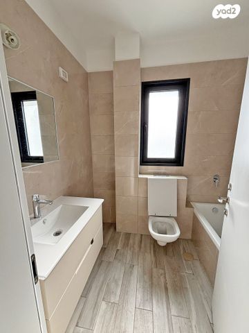 דירה, תל חנן, נשר