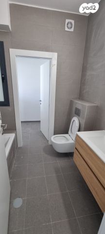 דירה, יהדות איטליה, רמת יורם, נתיבות