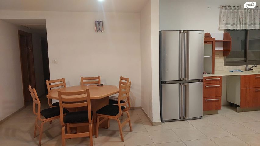 דירה, כפר סבא