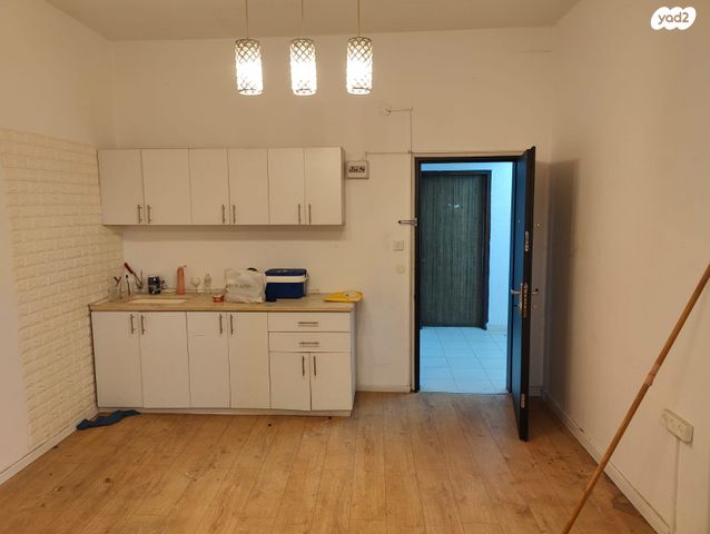 משרדים, הרצל, רמב"ם, ראשון לציון