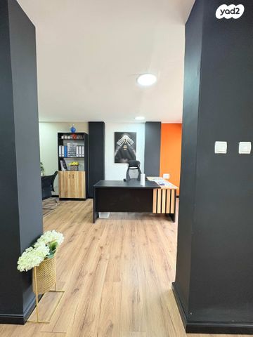 חנויות/ שטח מסחרי, הנביאים 20, חיפה