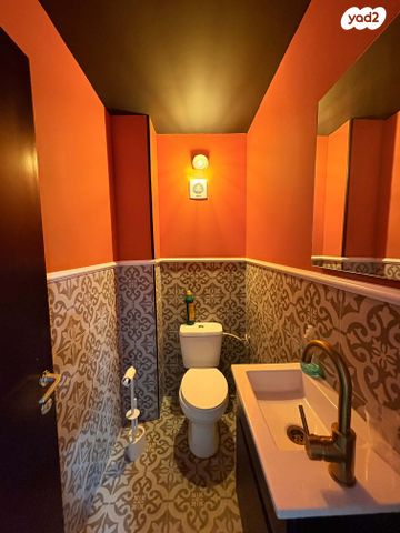 חנויות/ שטח מסחרי, הנביאים 20, חיפה