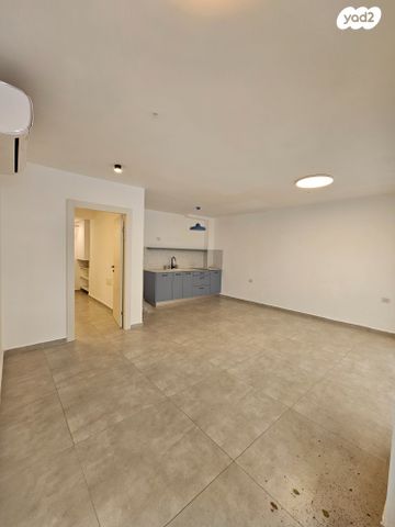 נחלת בנימין 132