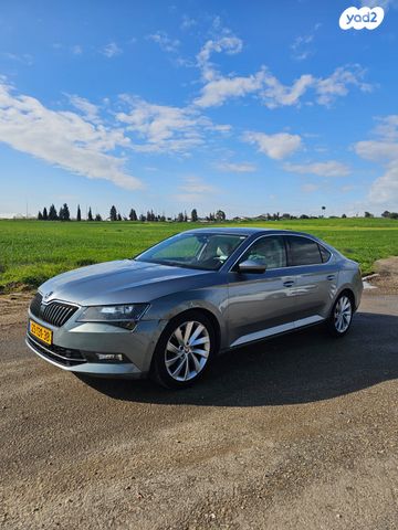 מודעת רכב סקודה סופרב