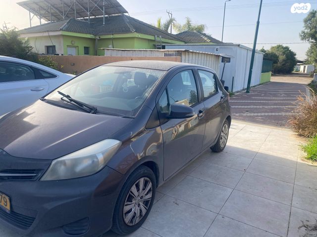 מודעת רכב טויוטה יאריס