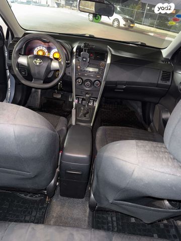 מודעת רכב טויוטה קורולה