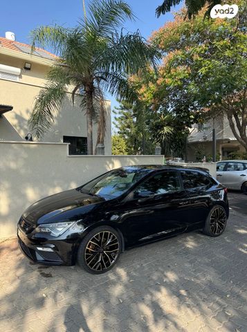 מודעת רכב סיאט לאון