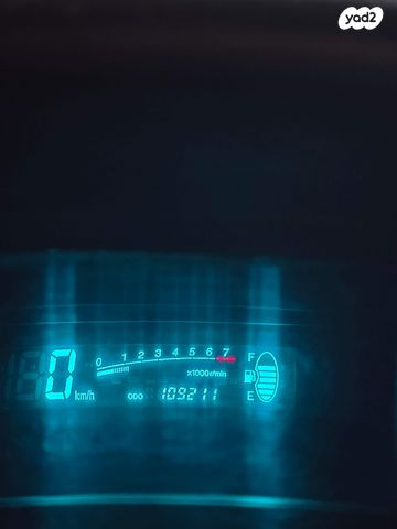 מודעת רכב טויוטה יאריס