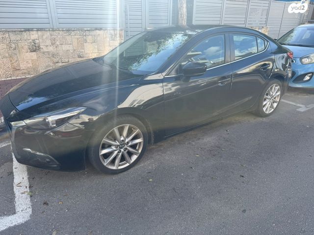 מודעת רכב מאזדה 3