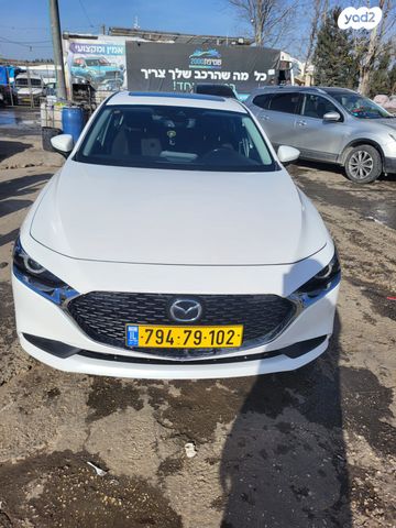 מודעת רכב מאזדה 3