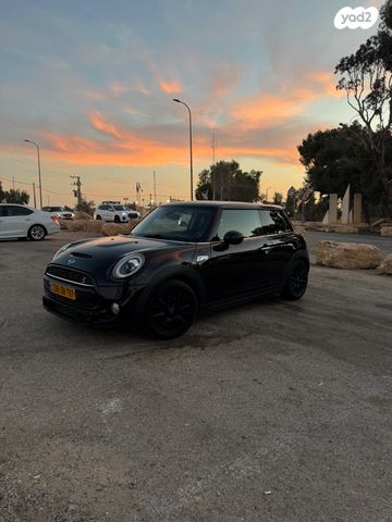 מודעת רכב מיני קופר