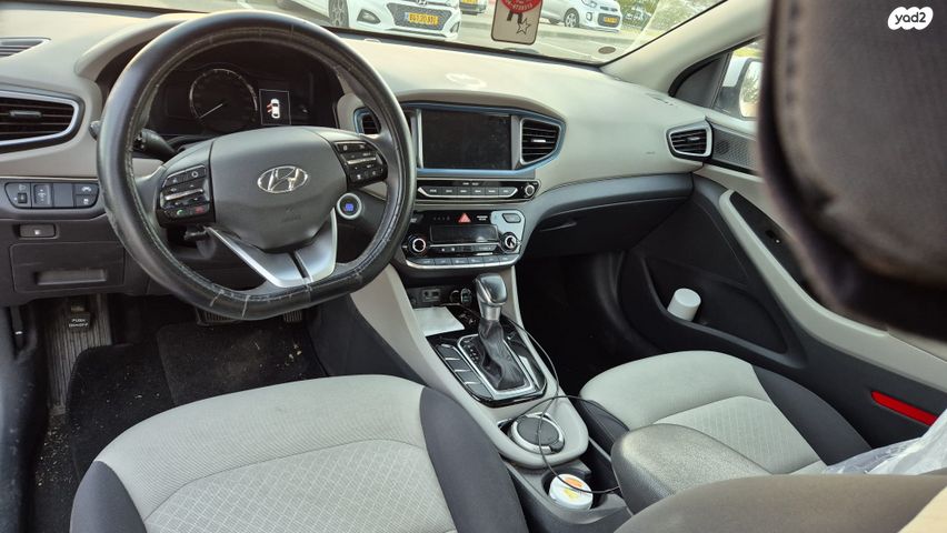 מודעת רכב יונדאי איוניק