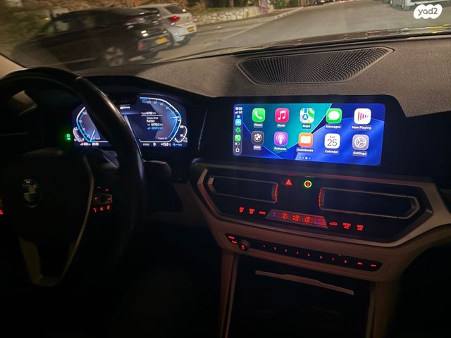 מודעת רכב ב מ וו סדרה 3