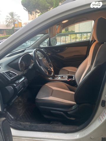 מודעת רכב סובארו XV