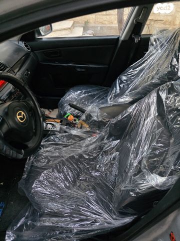 מודעת רכב מאזדה 3