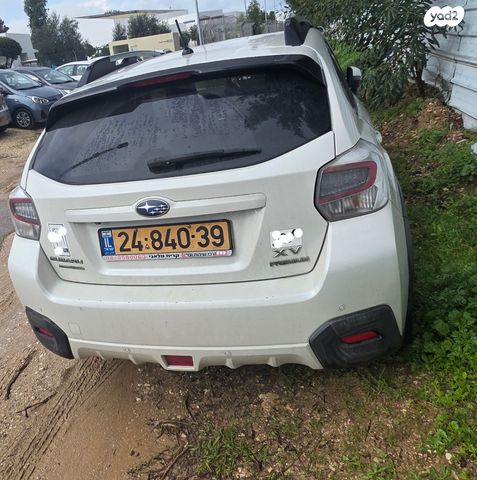 מודעת רכב סובארו XV