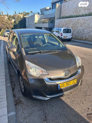 מודעת רכב טויוטה ורסו-S