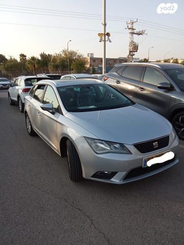 מודעת רכב סיאט לאון