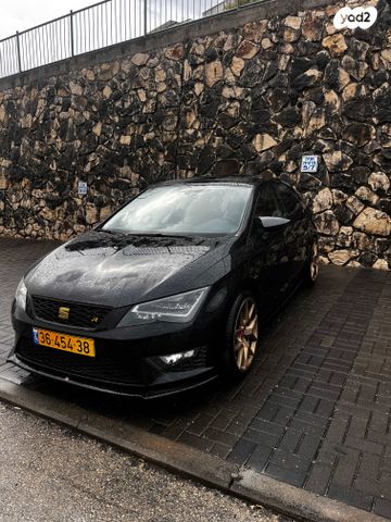 מודעת רכב סיאט לאון