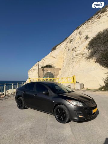 מודעת רכב מאזדה 3