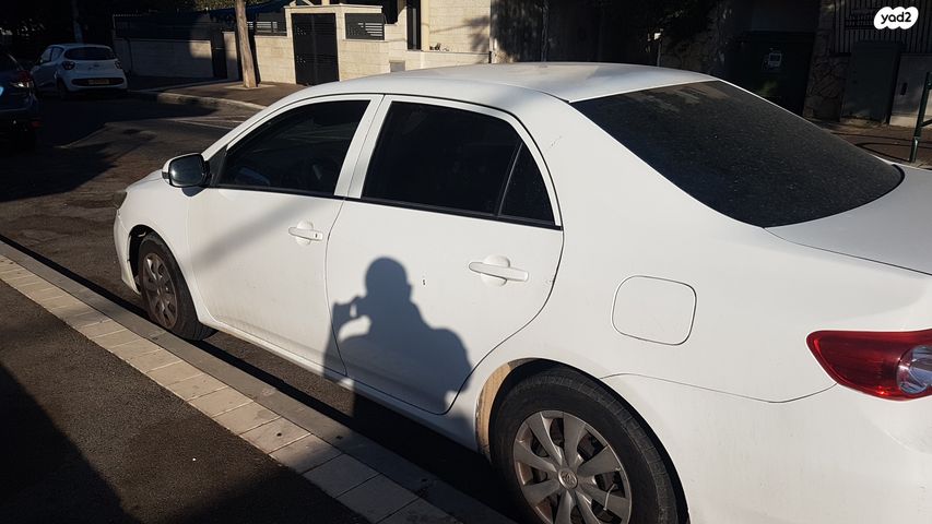 מודעת רכב טויוטה קורולה