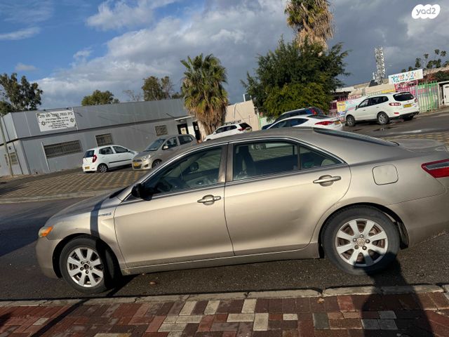 מודעת רכב טויוטה קאמרי