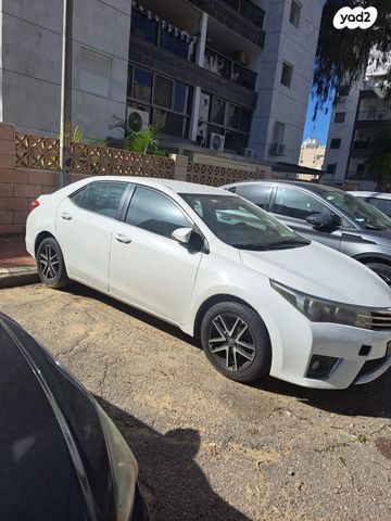 מודעת רכב טויוטה קורולה