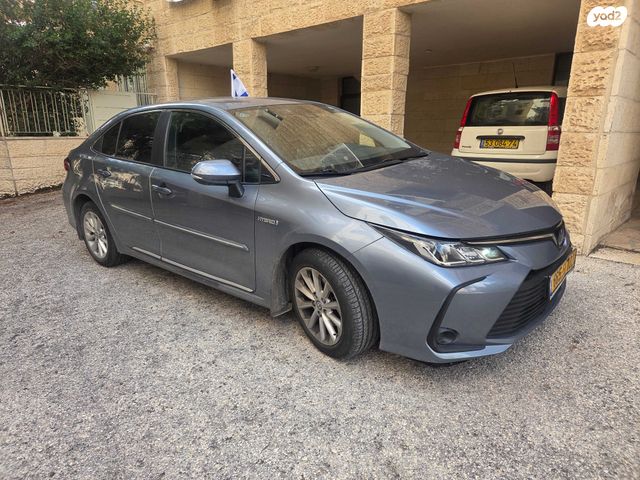 מודעת רכב טויוטה קורולה