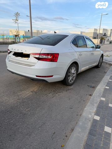 מודעת רכב סקודה סופרב