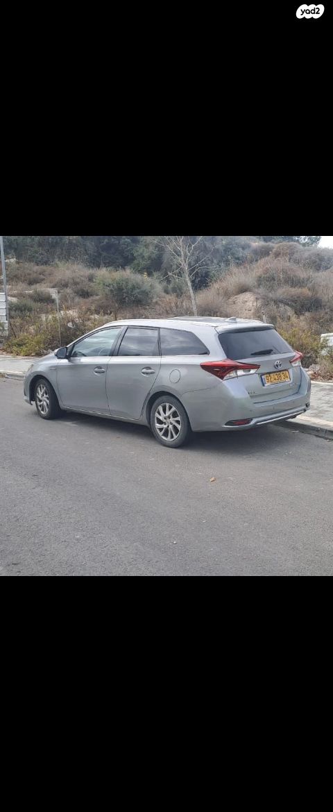 מודעת רכב טויוטה אוריס